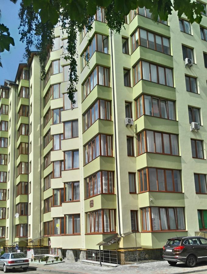 Apartment On Stepana Bandery 35 Truskavets Exteriör bild